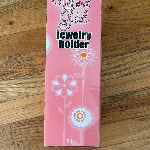 Mod Girl Jewelry Holder  - Picture 5 of 7
